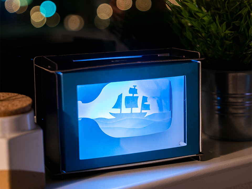 Shadow Box Night Light | KiwiCo